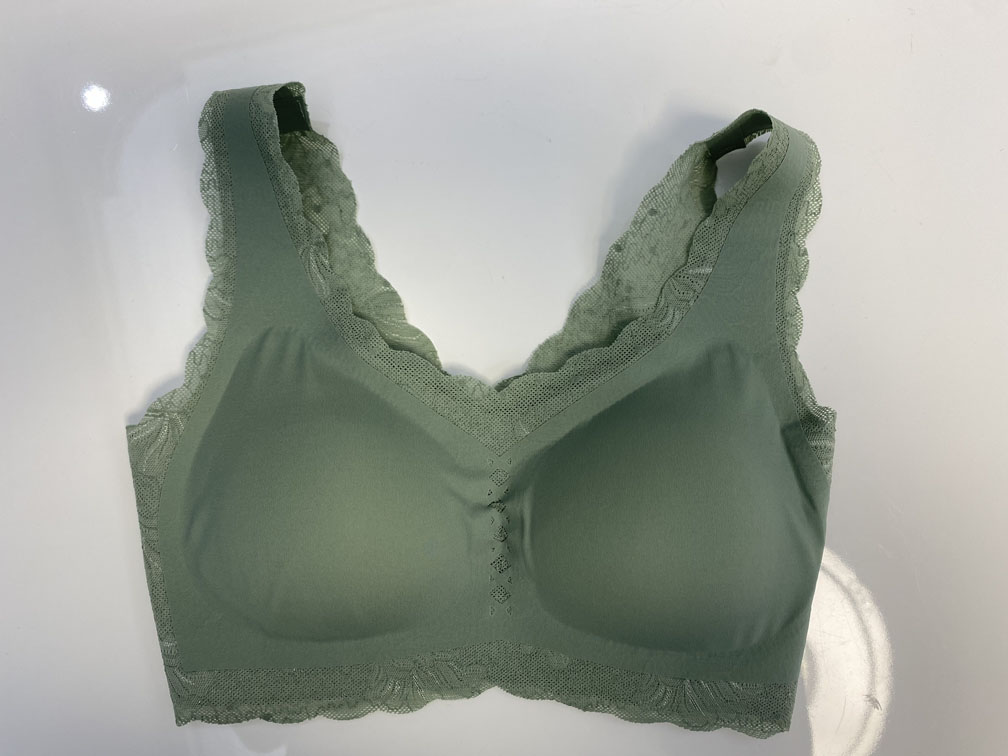 Lace Trimmed Bra_Front